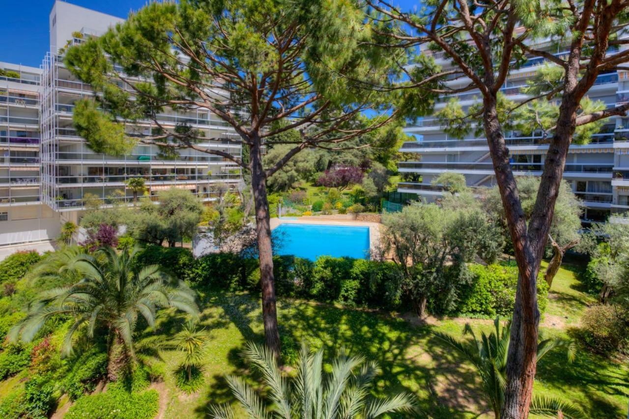 Les Lauriers Private Apartment Antibes Buitenkant foto